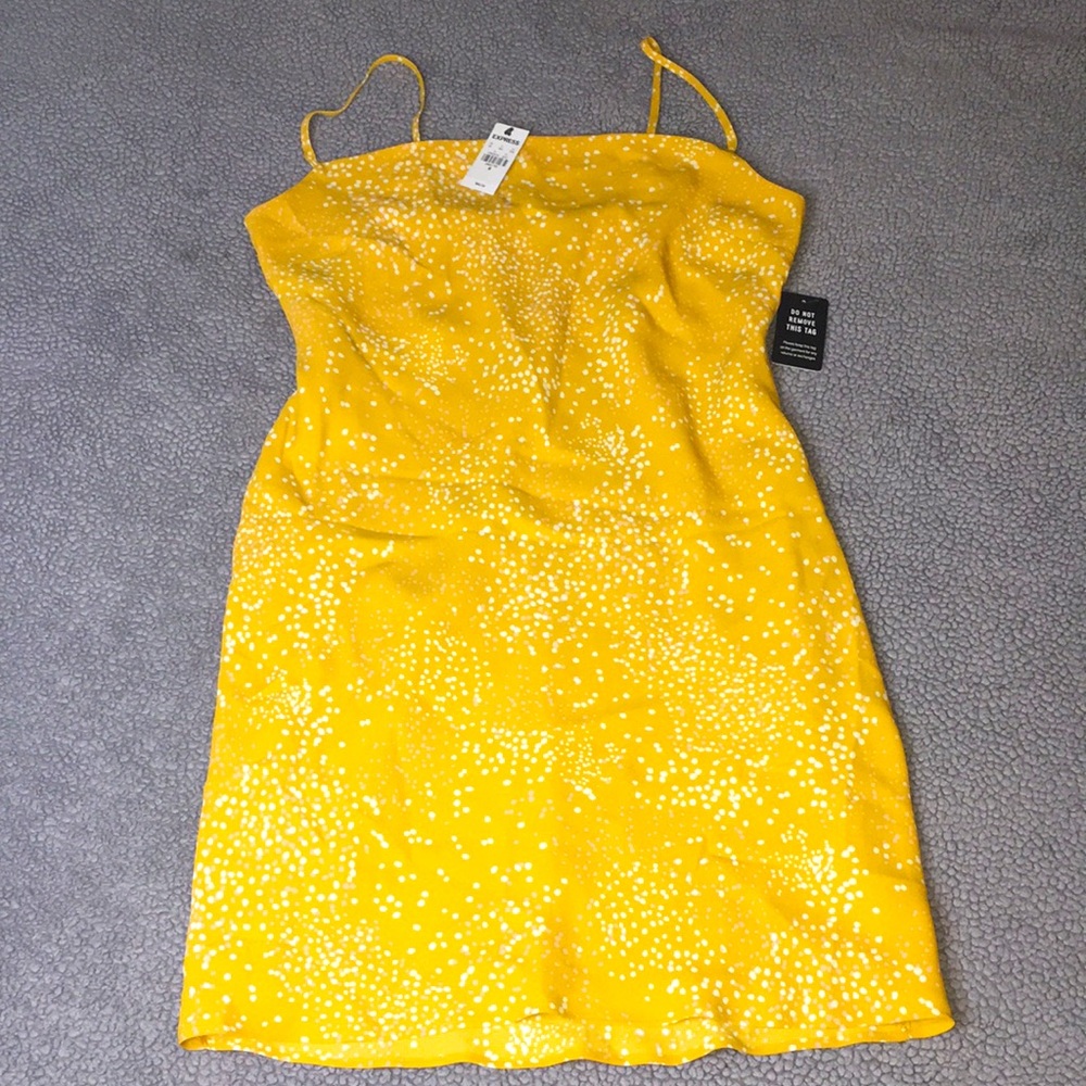 Express 🌞 Comfy Yellow Sundress With White & Pink Dot Design 💛🤍💖 NWT